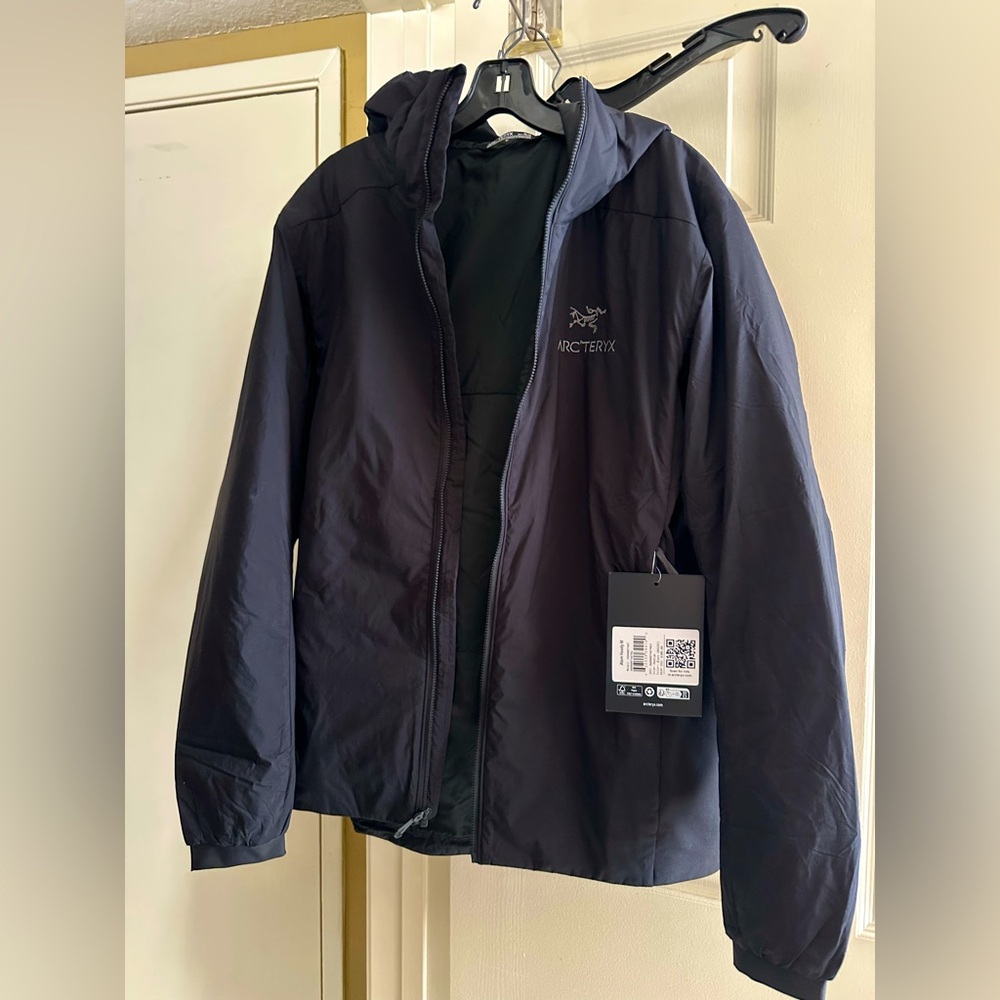 Arc’teryx men’s atom hoody